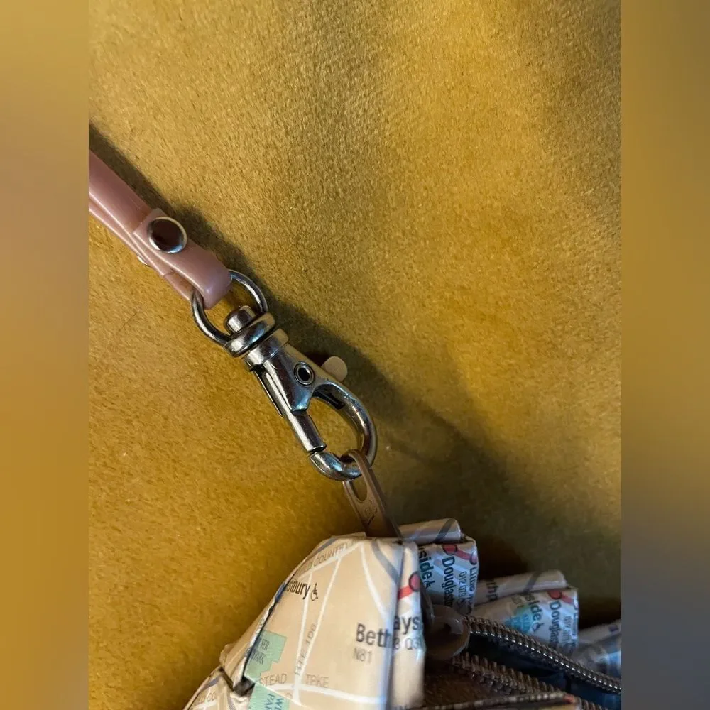 Ecoist Recycled Map Wristlet